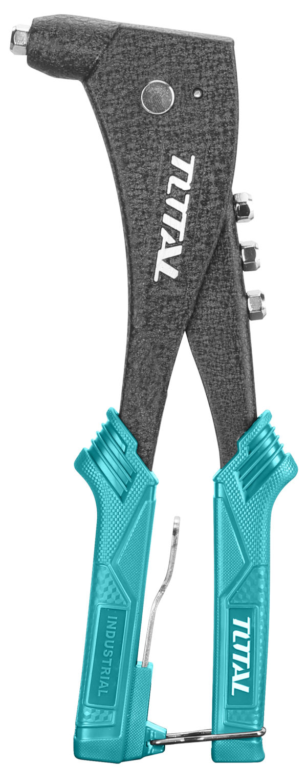 Hand riveter